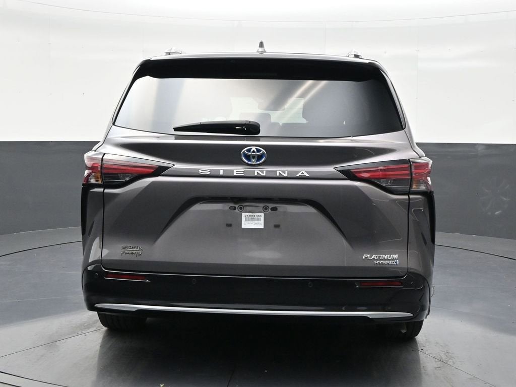 2024 Toyota Sienna Platinum