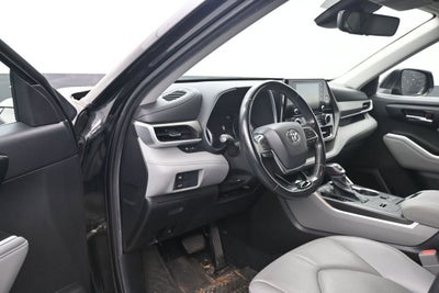 2021 Toyota Highlander Hybrid XLE