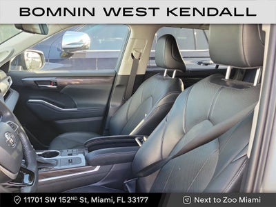 2023 Toyota Highlander L