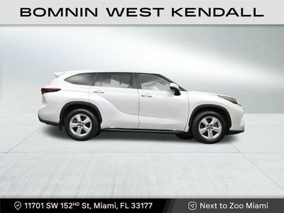 2025 Toyota Highlander LE