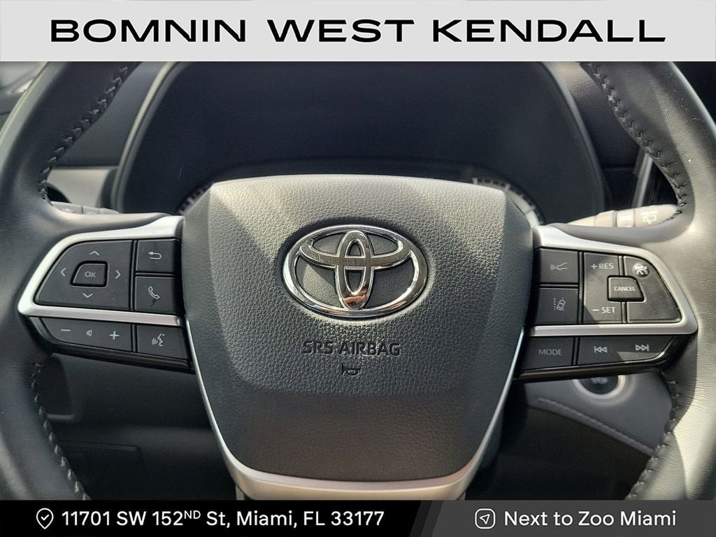 2024 Toyota Highlander LE