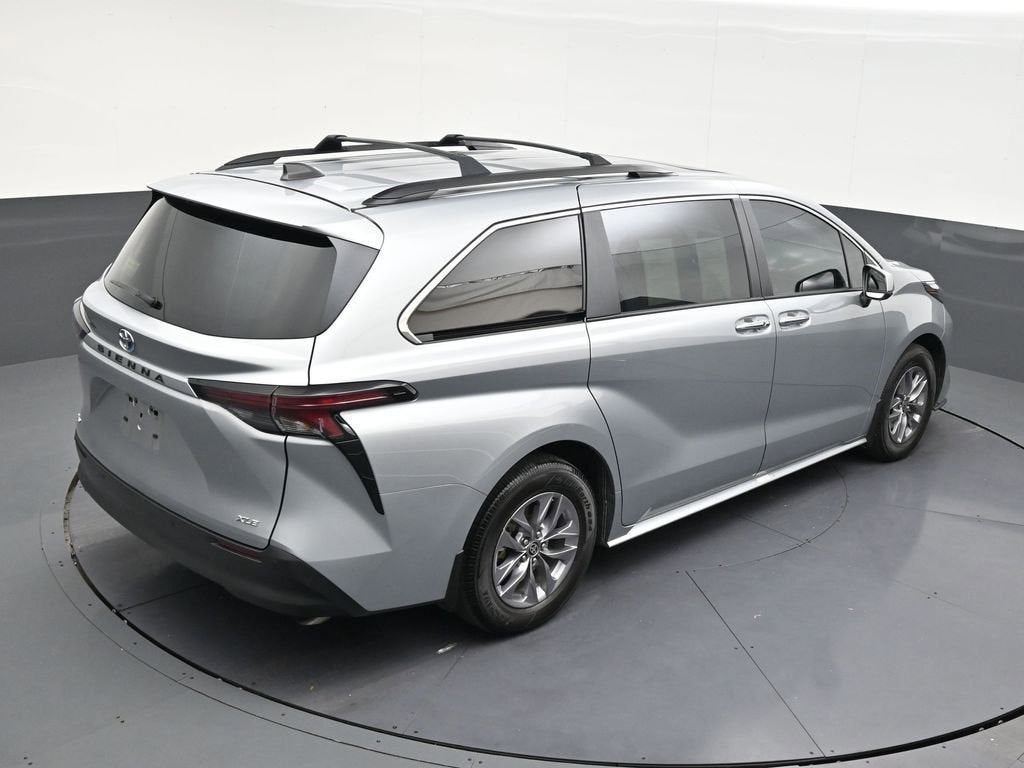 2025 Toyota Sienna XLE