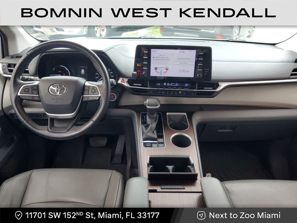 2021 Toyota Sienna XLE