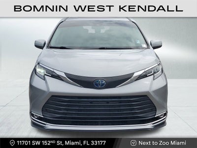 2021 Toyota Sienna XLE