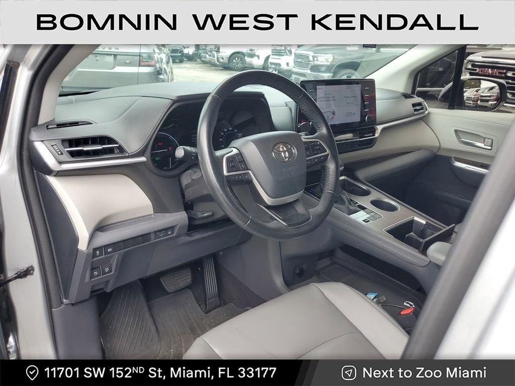 2021 Toyota Sienna XLE