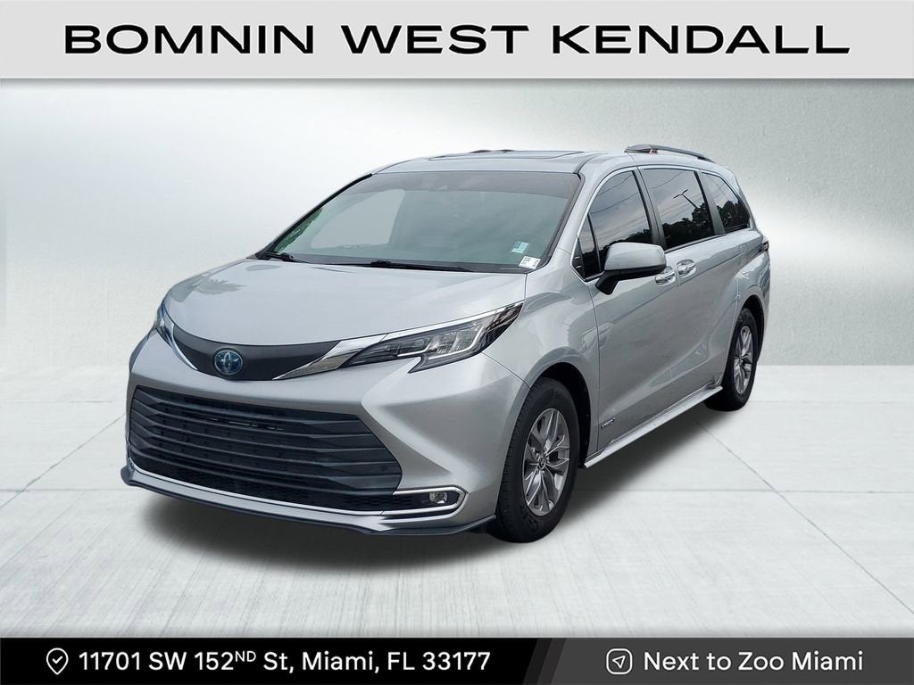 2021 Toyota Sienna XLE