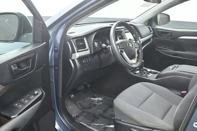 2018 Toyota Highlander LE