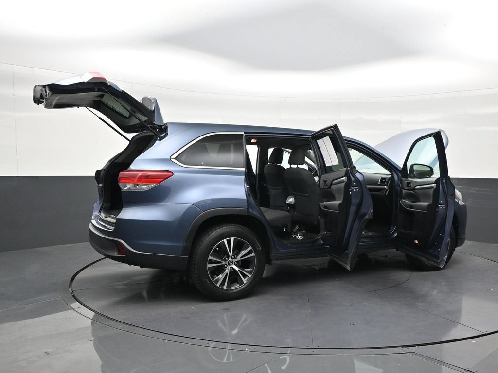2018 Toyota Highlander LE