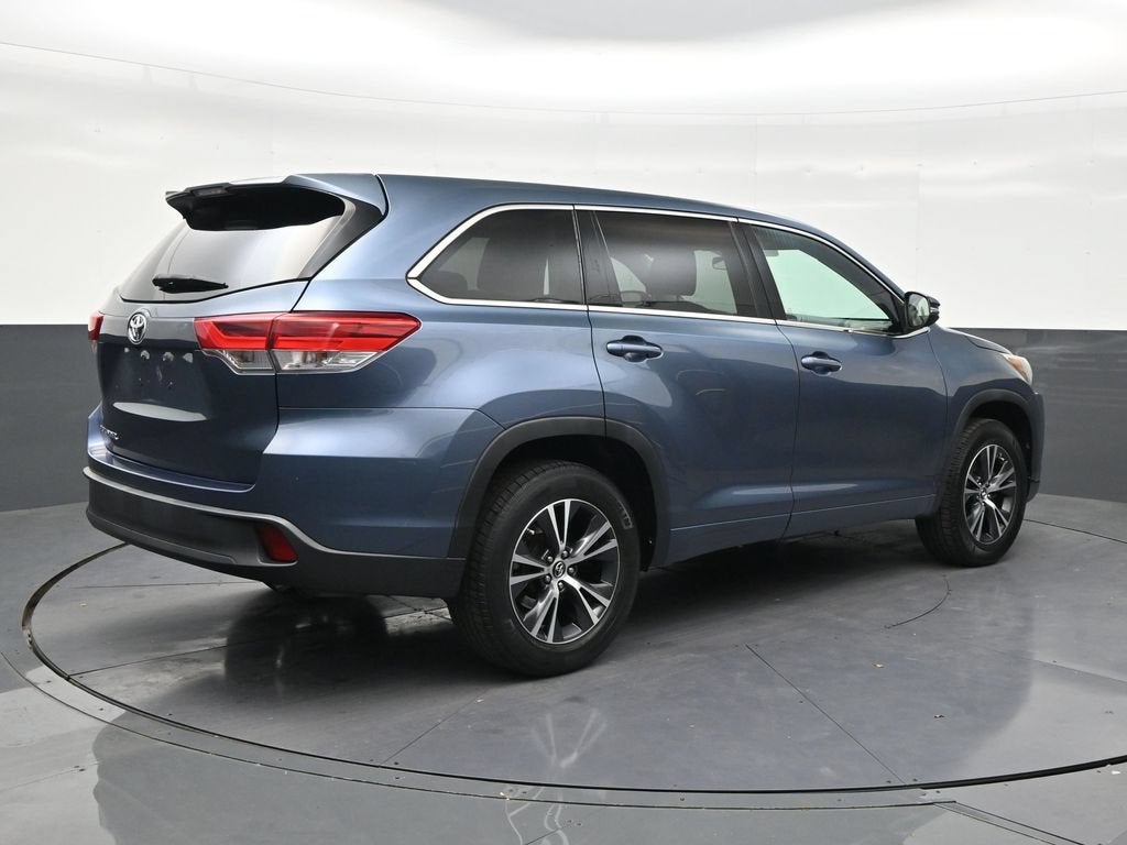 2018 Toyota Highlander LE
