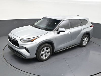 2022 Toyota Highlander LE