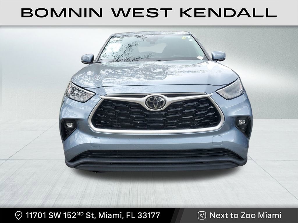 2022 Toyota Highlander LE