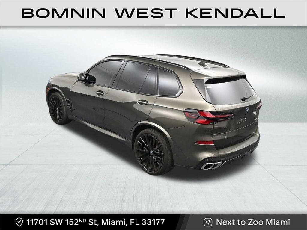 2025 BMW X5 M60i