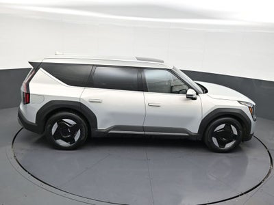 2026 Kia EV9 Light Long Range