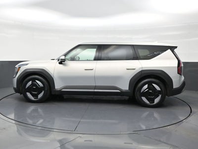 2026 Kia EV9 Light Long Range