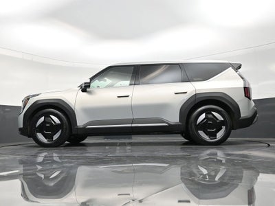 2026 Kia EV9 Light Long Range