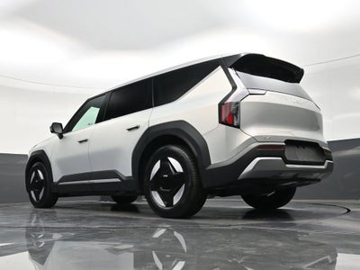 2026 Kia EV9 Light Long Range