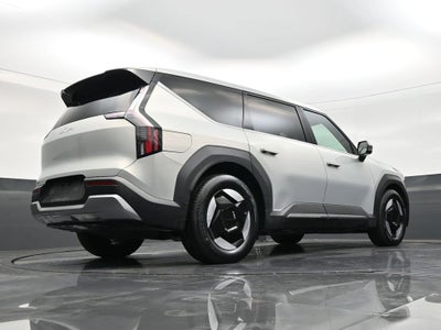 2026 Kia EV9 Light Long Range