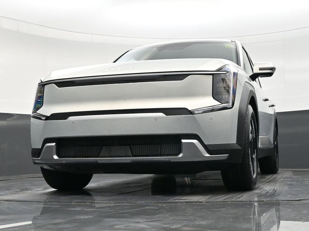 2026 Kia EV9 Light Long Range