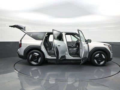 2026 Kia EV9 Light Long Range