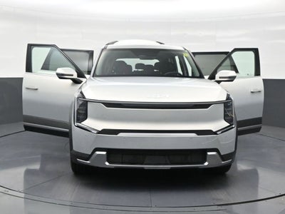 2026 Kia EV9 Light Long Range