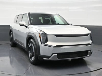 2026 Kia EV9 Light Long Range