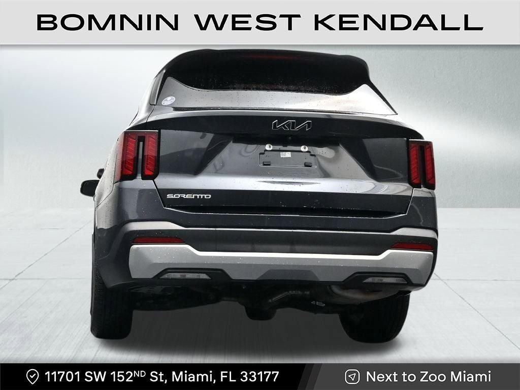 2024 Kia Sorento LX