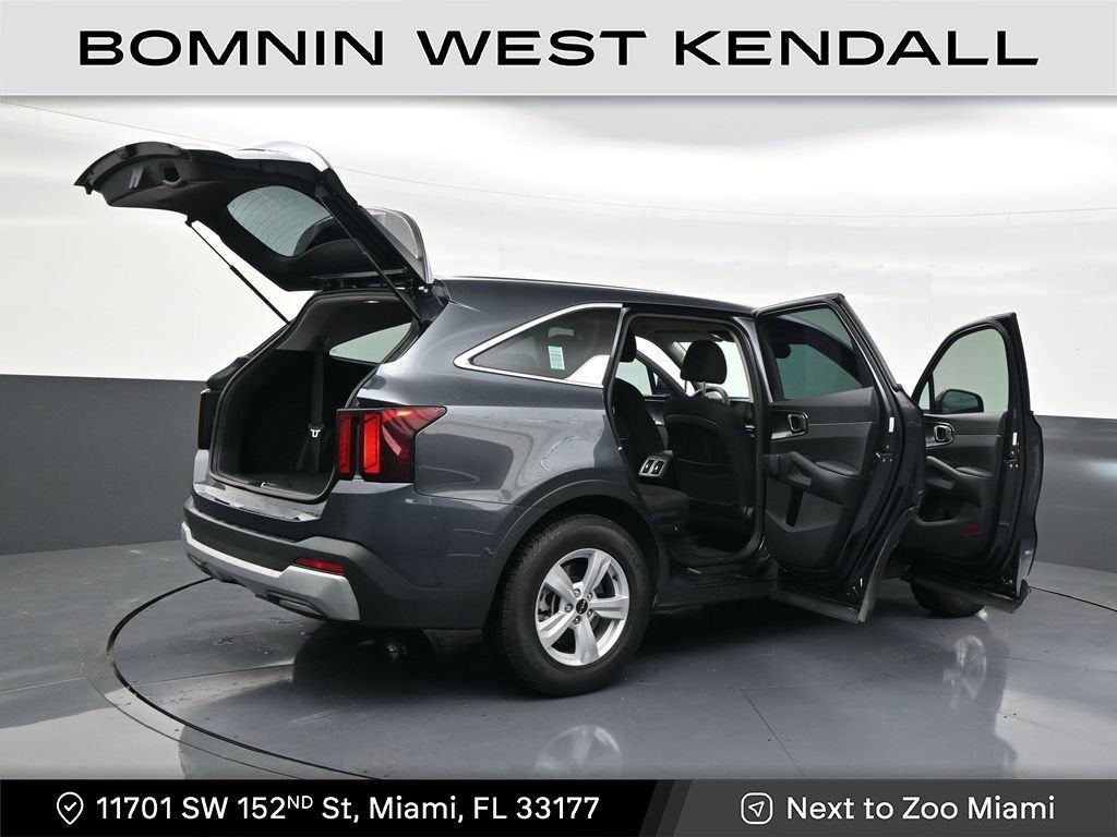 2024 Kia Sorento LX
