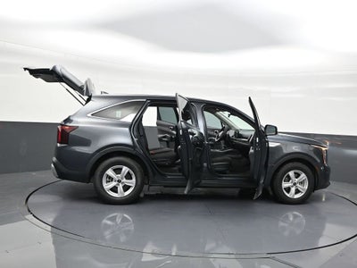 2024 Kia Sorento LX