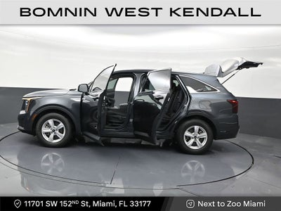 2024 Kia Sorento LX