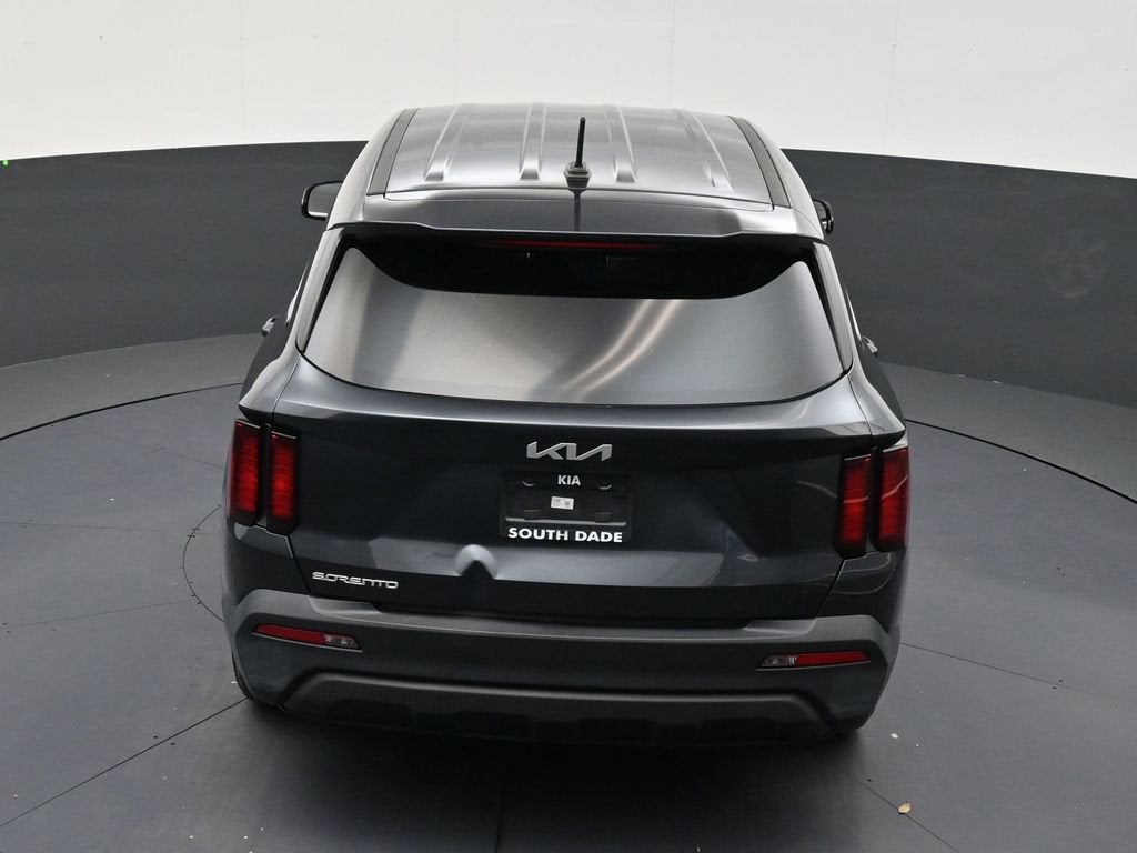 2023 Kia Sorento LX