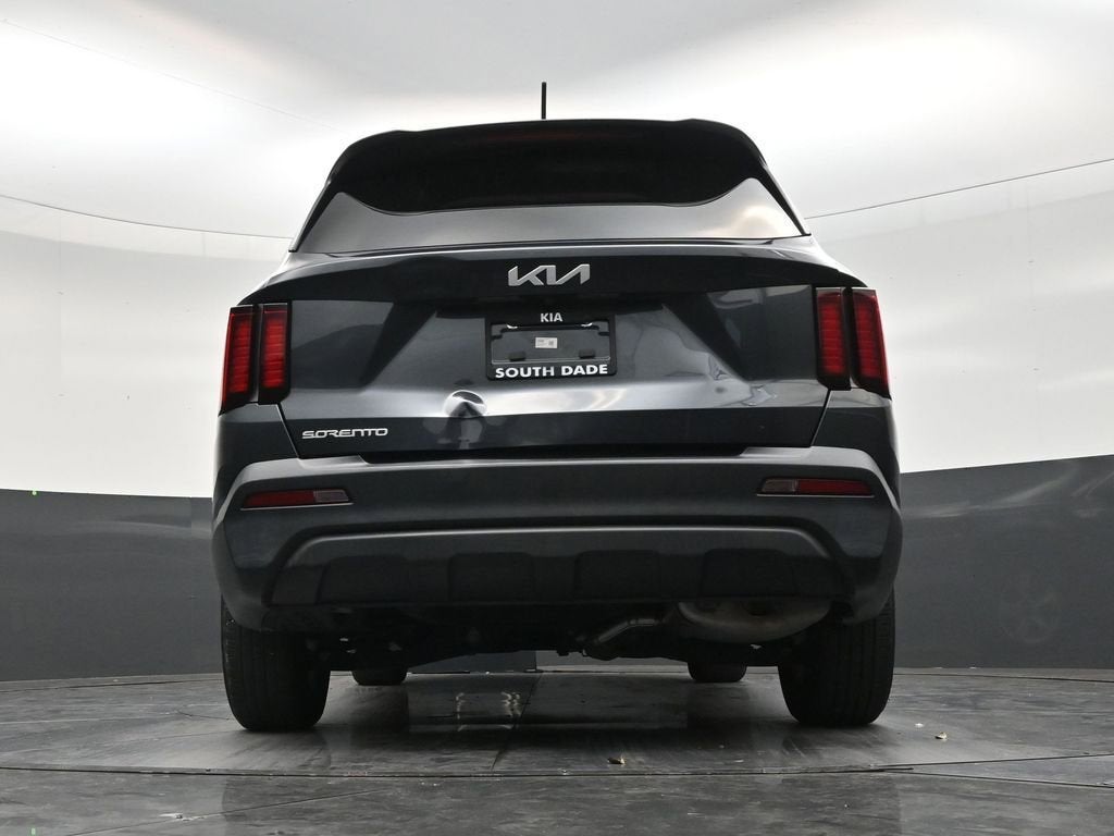 2023 Kia Sorento LX