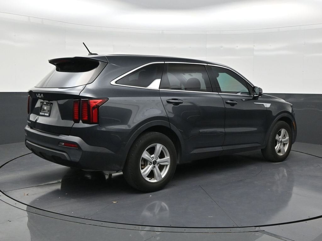2023 Kia Sorento LX