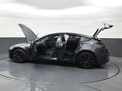 2024 Tesla Model 3 LONG RANGE