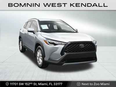 2024 Toyota Corolla Cross LE