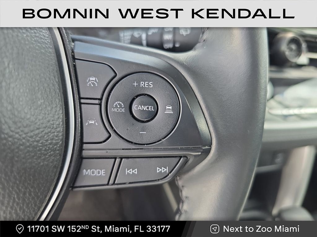 2024 Toyota Corolla Cross LE