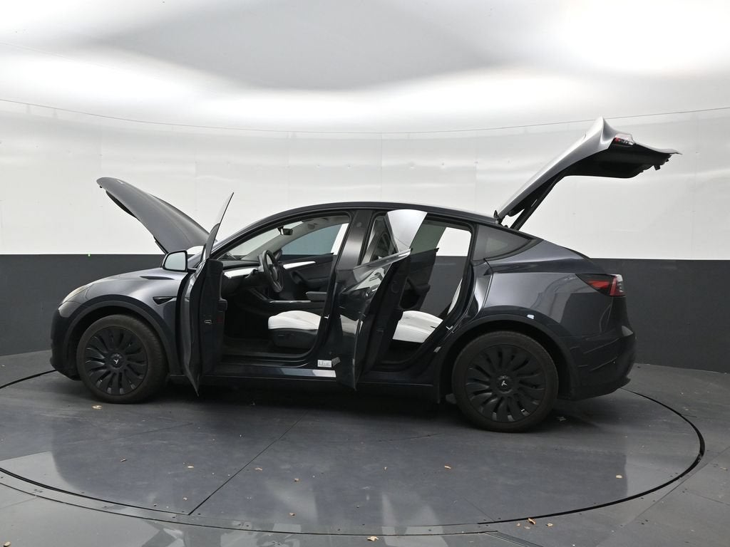 2024 Tesla Model Y Long Range