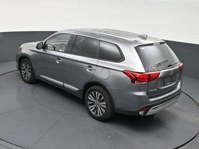 2020 Mitsubishi Outlander SE