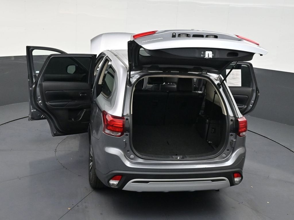 2020 Mitsubishi Outlander SE