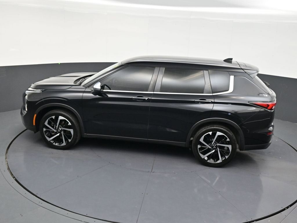 2022 Mitsubishi Outlander ES