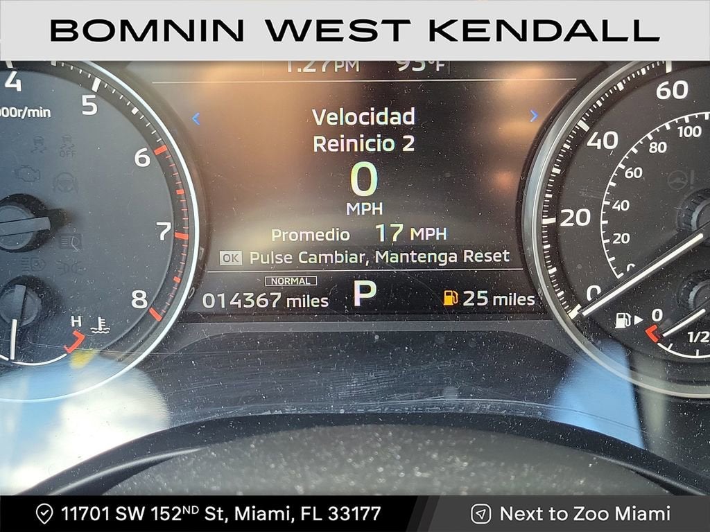 2024 Mitsubishi Outlander ES