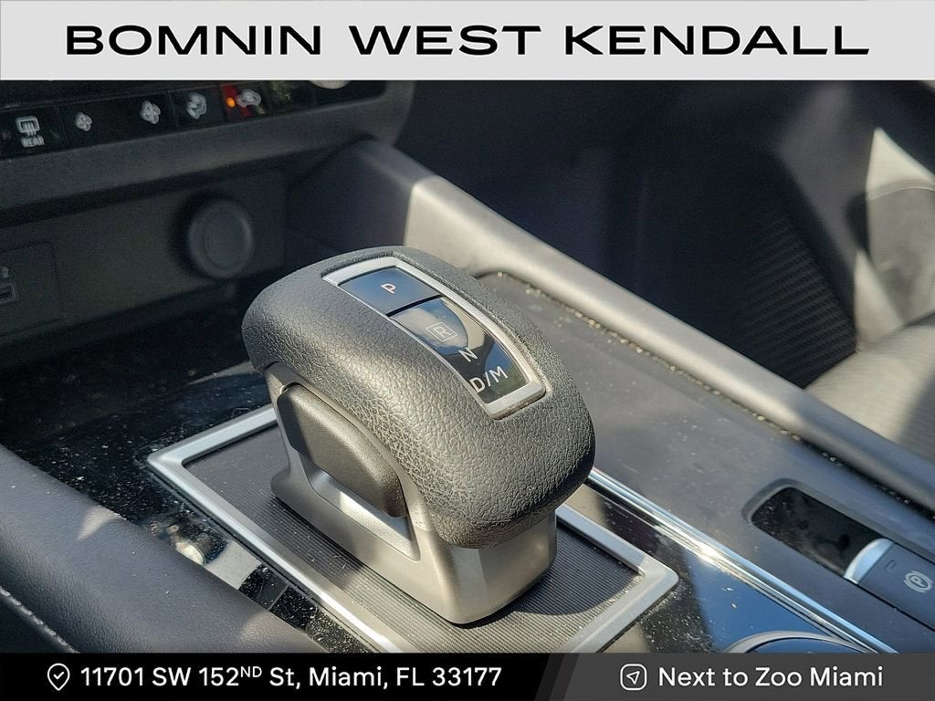 2024 Mitsubishi Outlander ES