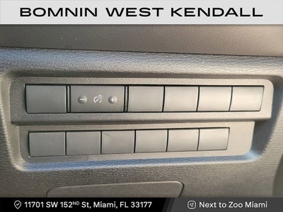 2024 Mitsubishi Outlander ES