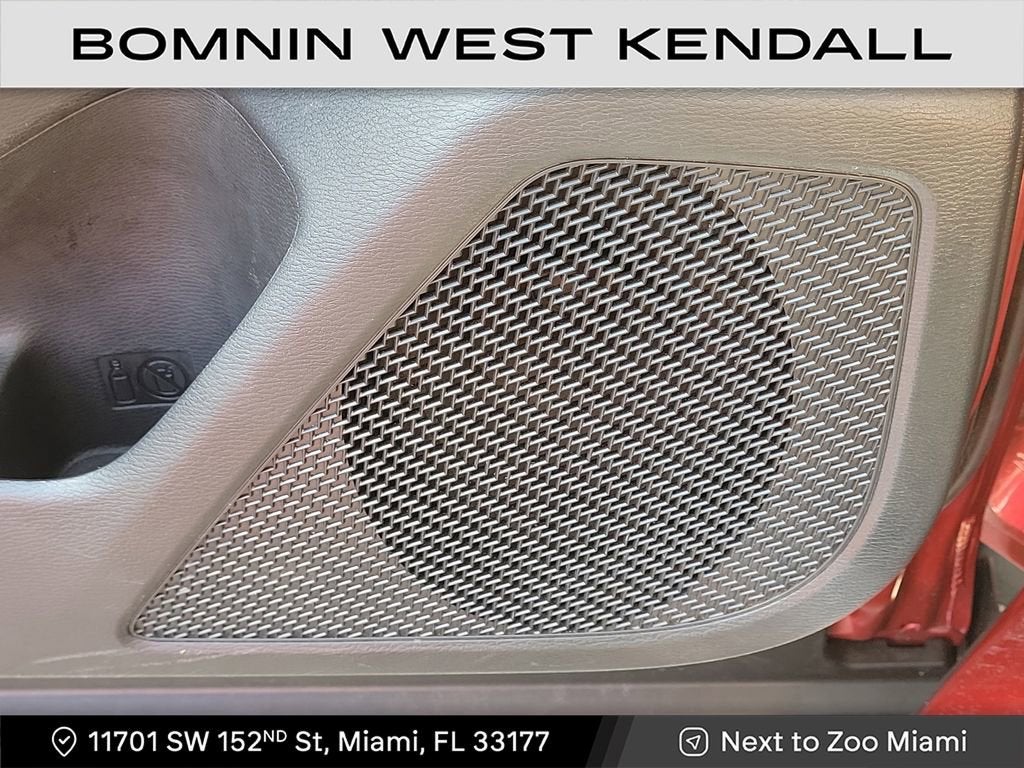 2024 Mitsubishi Outlander ES