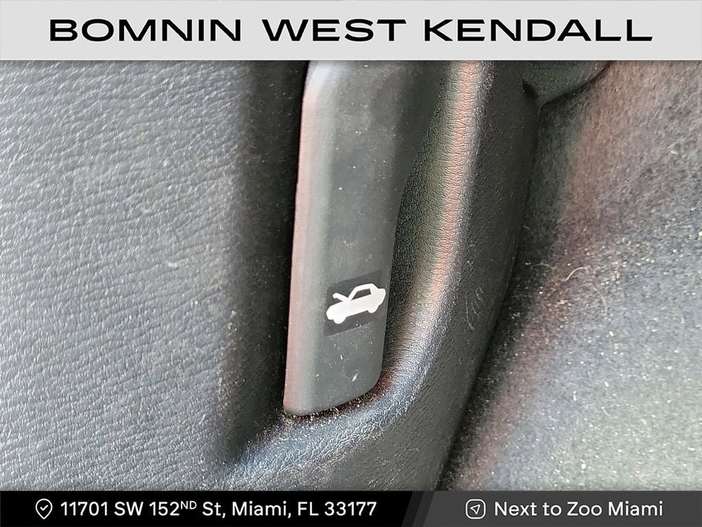 2024 Mitsubishi Outlander ES