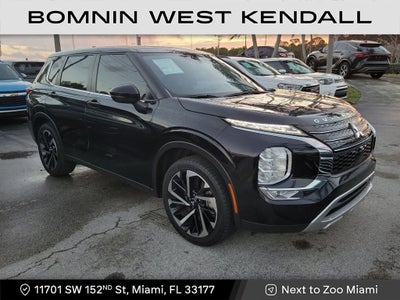 2024 Mitsubishi Outlander SE