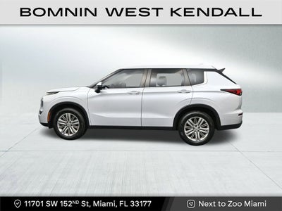 2022 Mitsubishi Outlander ES