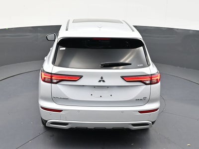 2025 Mitsubishi Outlander Plug-In Hybrid SE