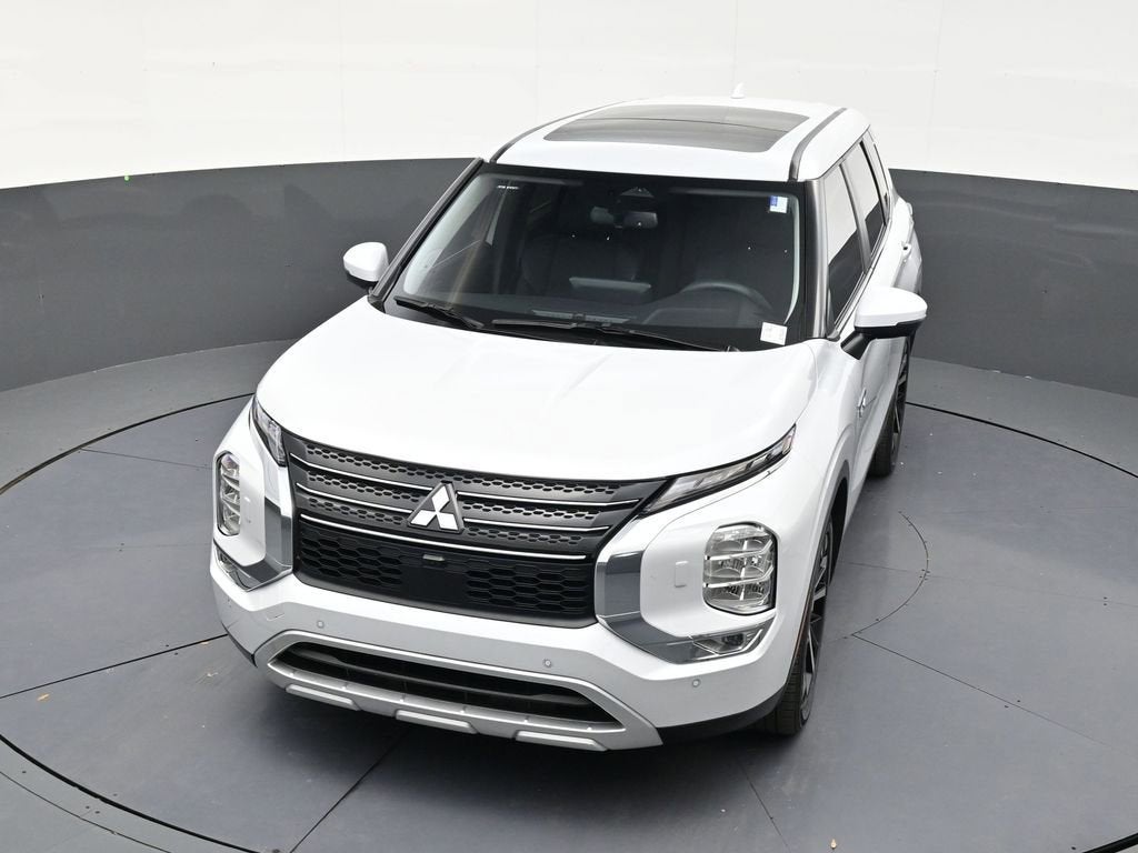2025 Mitsubishi Outlander Plug-In Hybrid SE