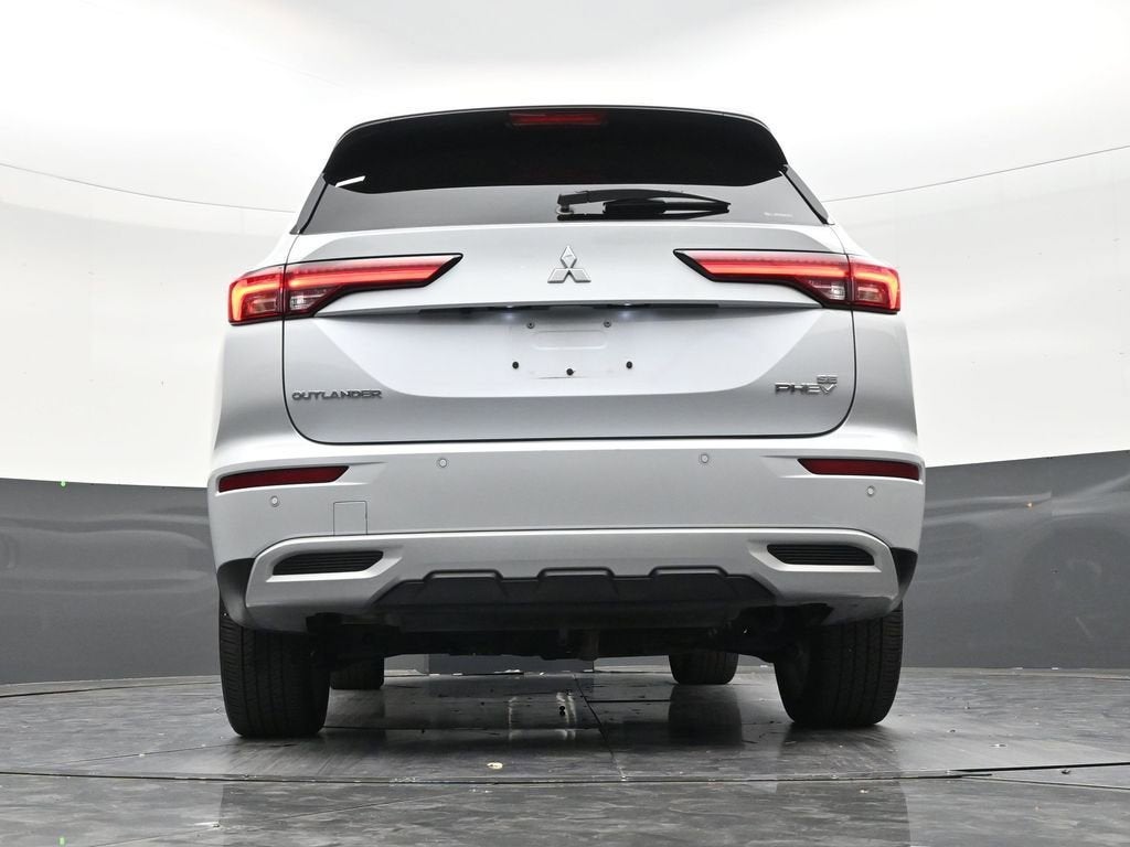 2025 Mitsubishi Outlander Plug-In Hybrid SE