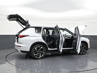 2025 Mitsubishi Outlander Plug-In Hybrid SE